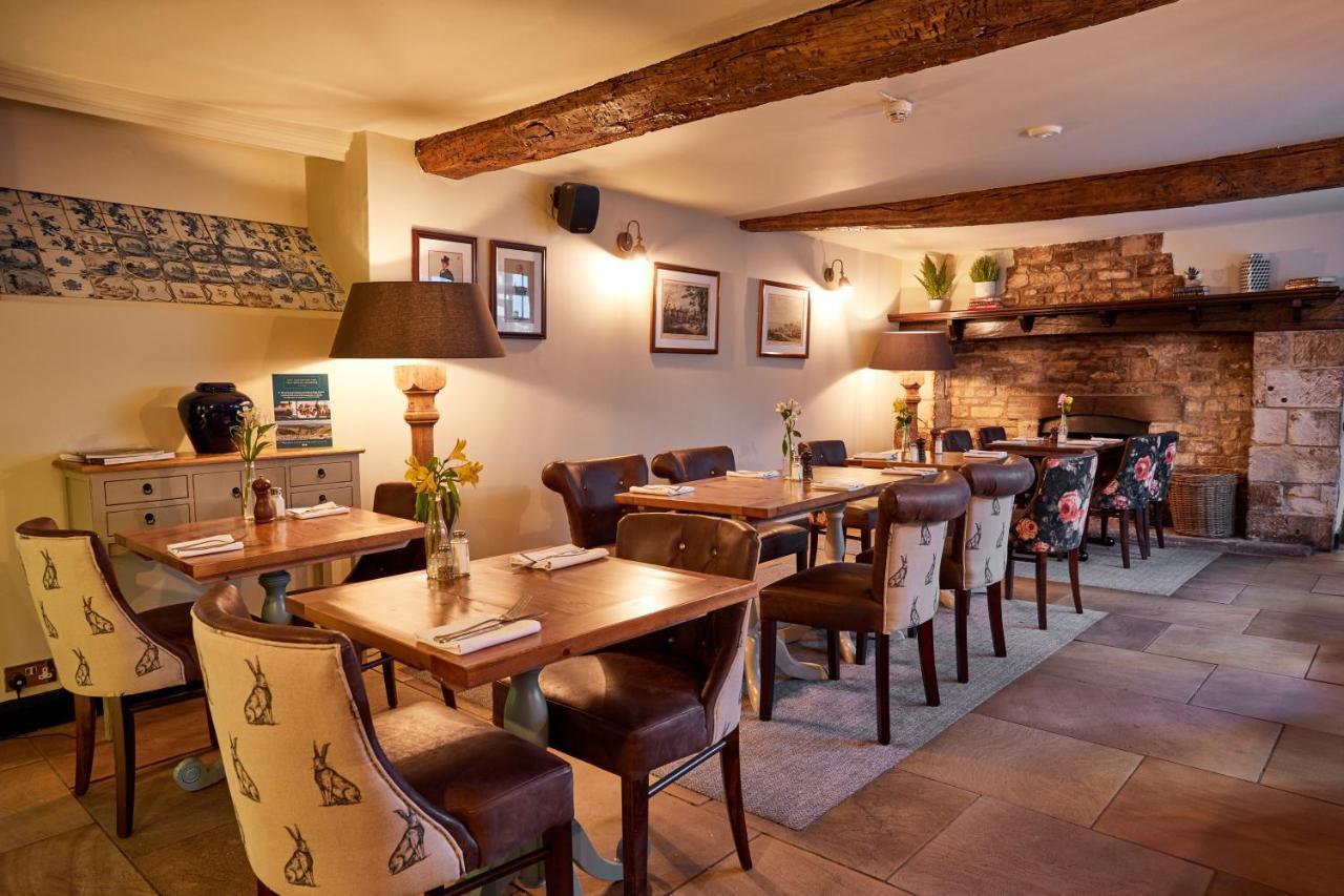 The Fleece At Cirencester Εξωτερικό φωτογραφία The interior of the restaurant